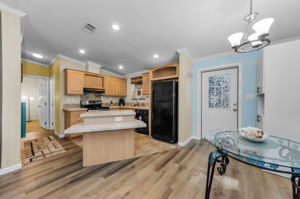 Kitchen 7