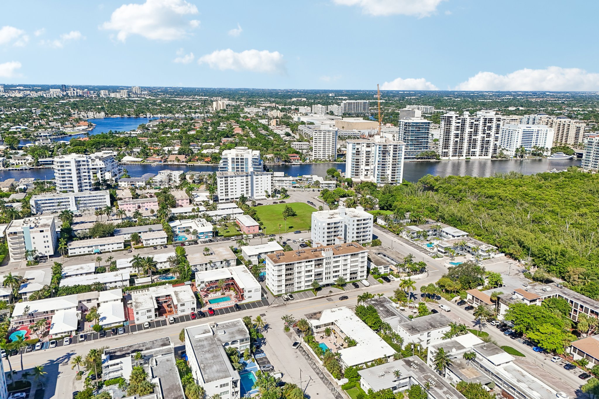 N Birch Rd 204-S1410-049.jpg