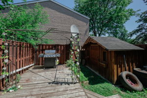  Photo 32