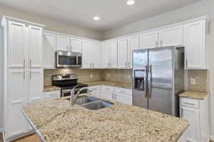 Rolling Oak Dr 100-S2605-012.jpg