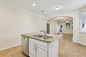 Rolling Oak Dr 100-S2605-014.jpg