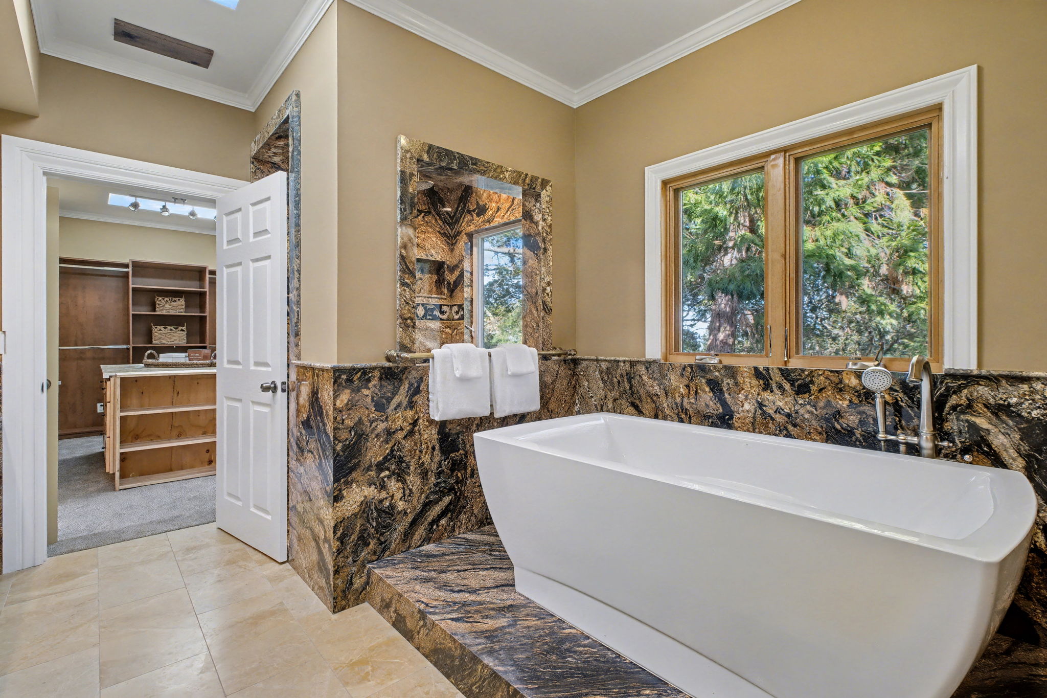 711 W California Way, Woodside, CA 94062, USA Photo 35