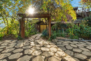 711 W California Way, Woodside, CA 94062, USA Photo 0