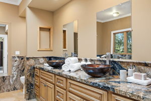 711 W California Way, Woodside, CA 94062, USA Photo 35