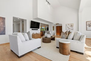 711 W California Way, Woodside, CA 94062, USA Photo 11