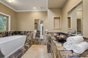 711 W California Way, Woodside, CA 94062, USA Photo 32