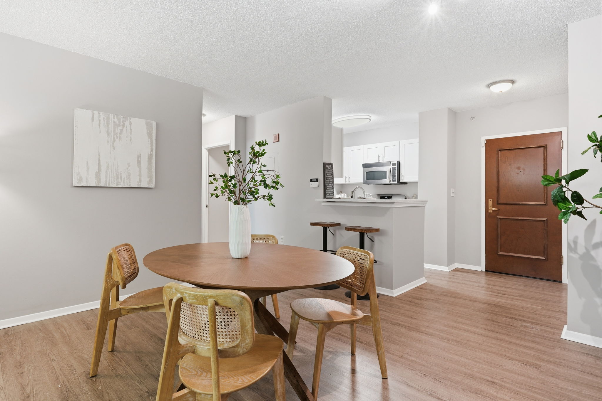 Dining Room Reverse Open to Kitchen