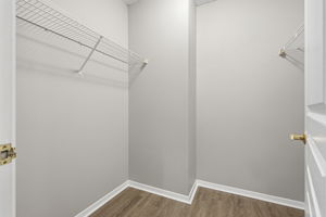 Walk-in Closet