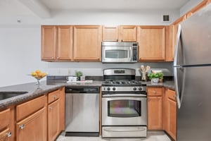 Updated Kitchen w/ Stainless Steel Appliances & Breakfast Bar
