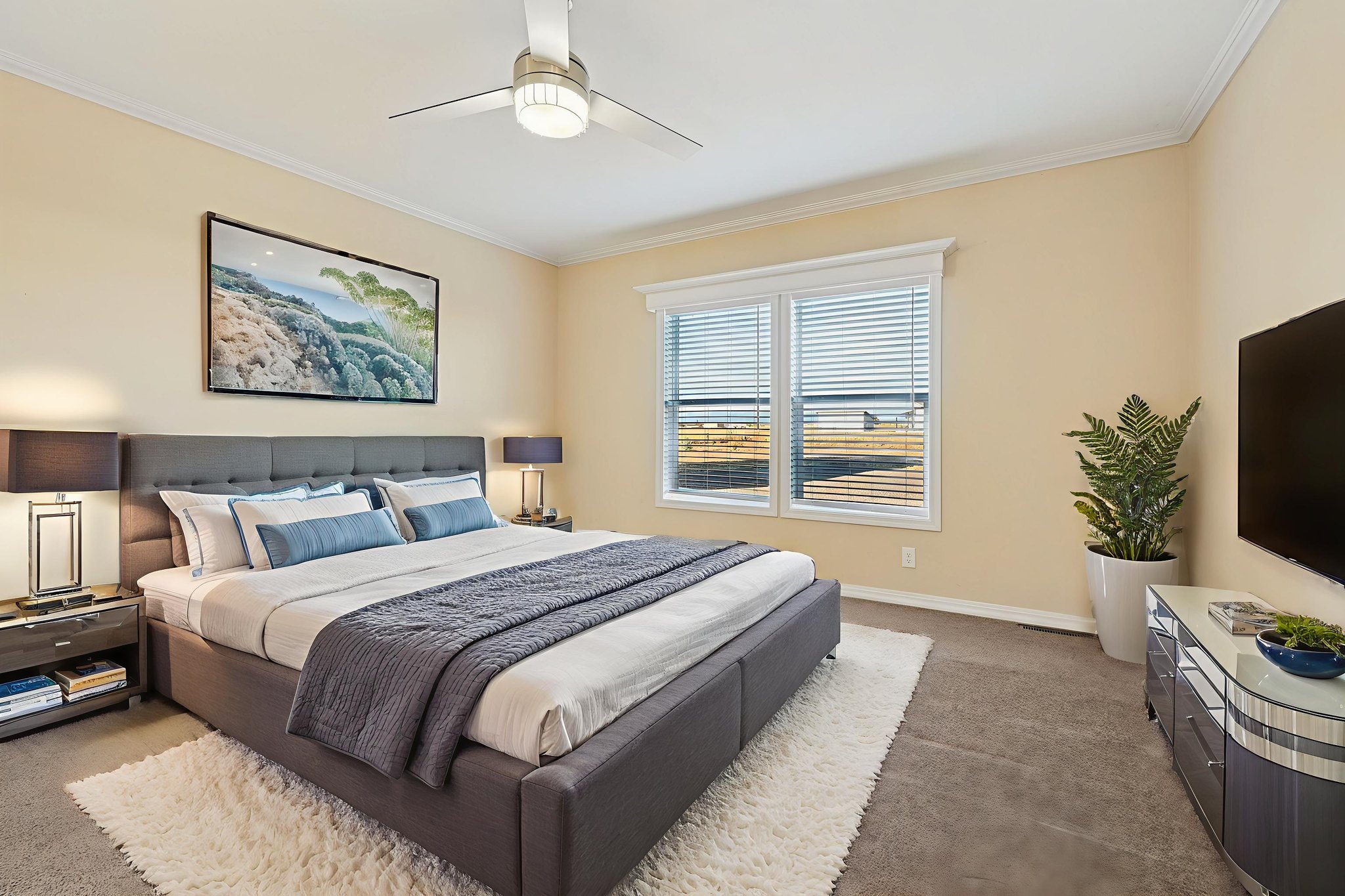 _DSC0403 virtually staged.jpeg