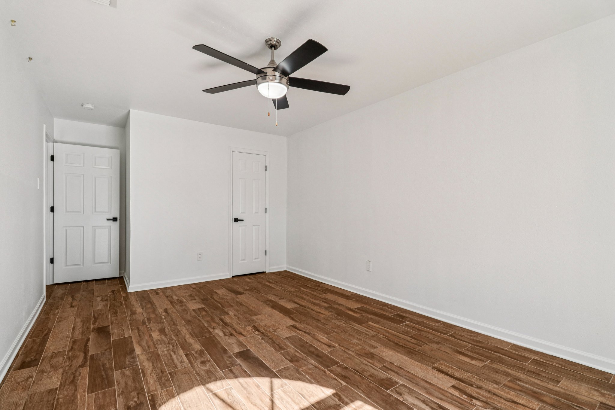 Bayou Forest Dr-S1601-023.jpg