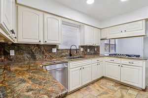 Bayou Forest Dr-S1601-012.jpg