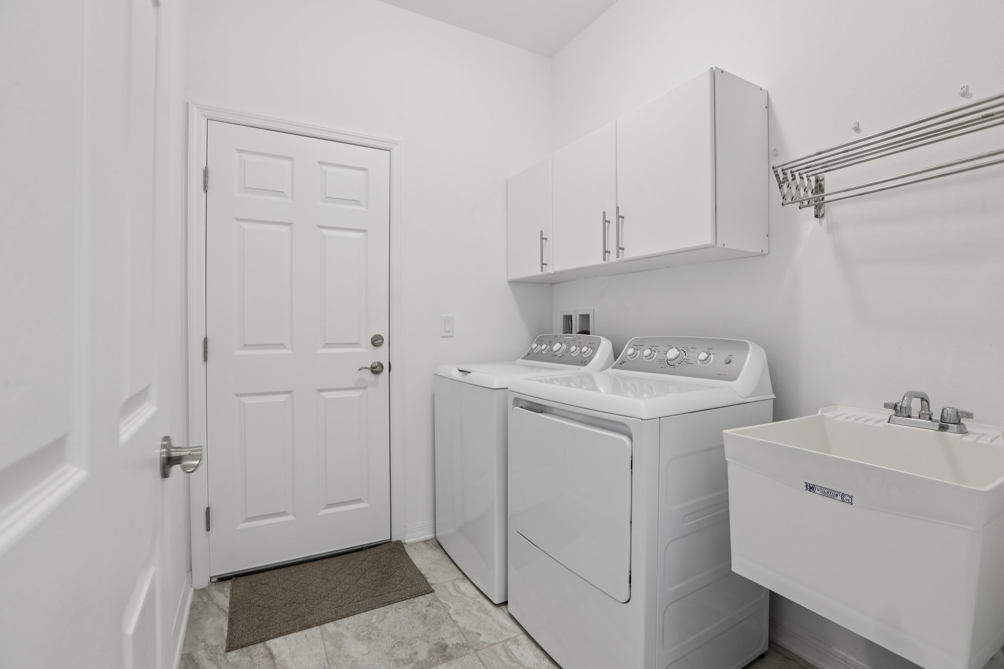 Gulf Cypress Ave-S1504-027.jpg