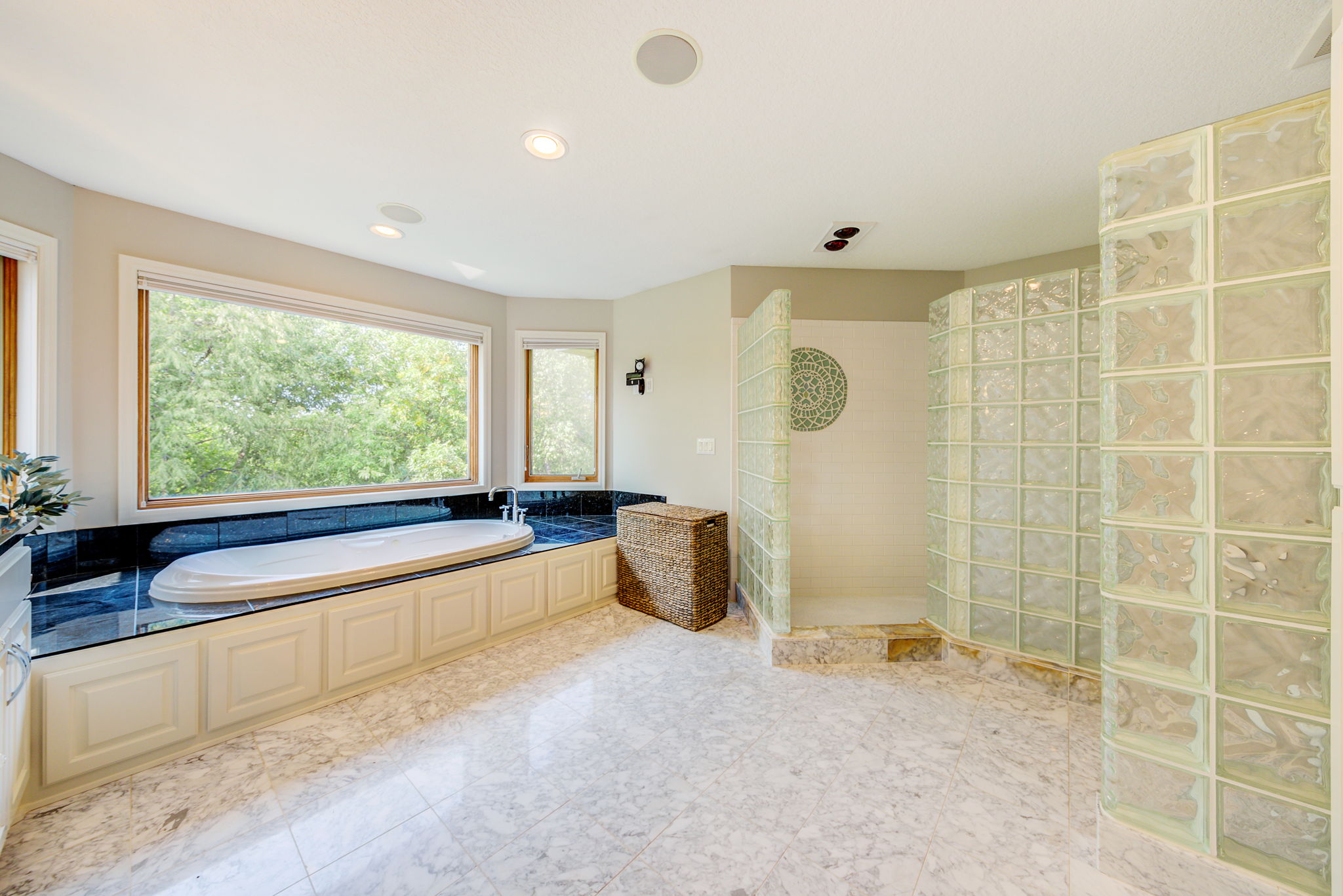 14 Bedroom A En Suite