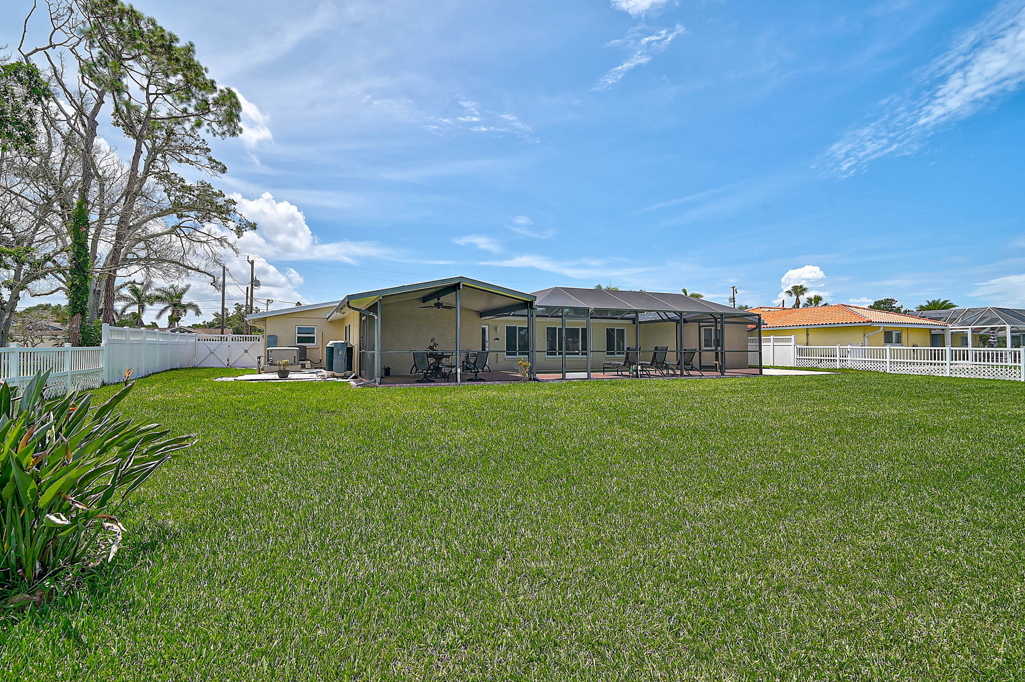 7118 Westmoreland Dr-38