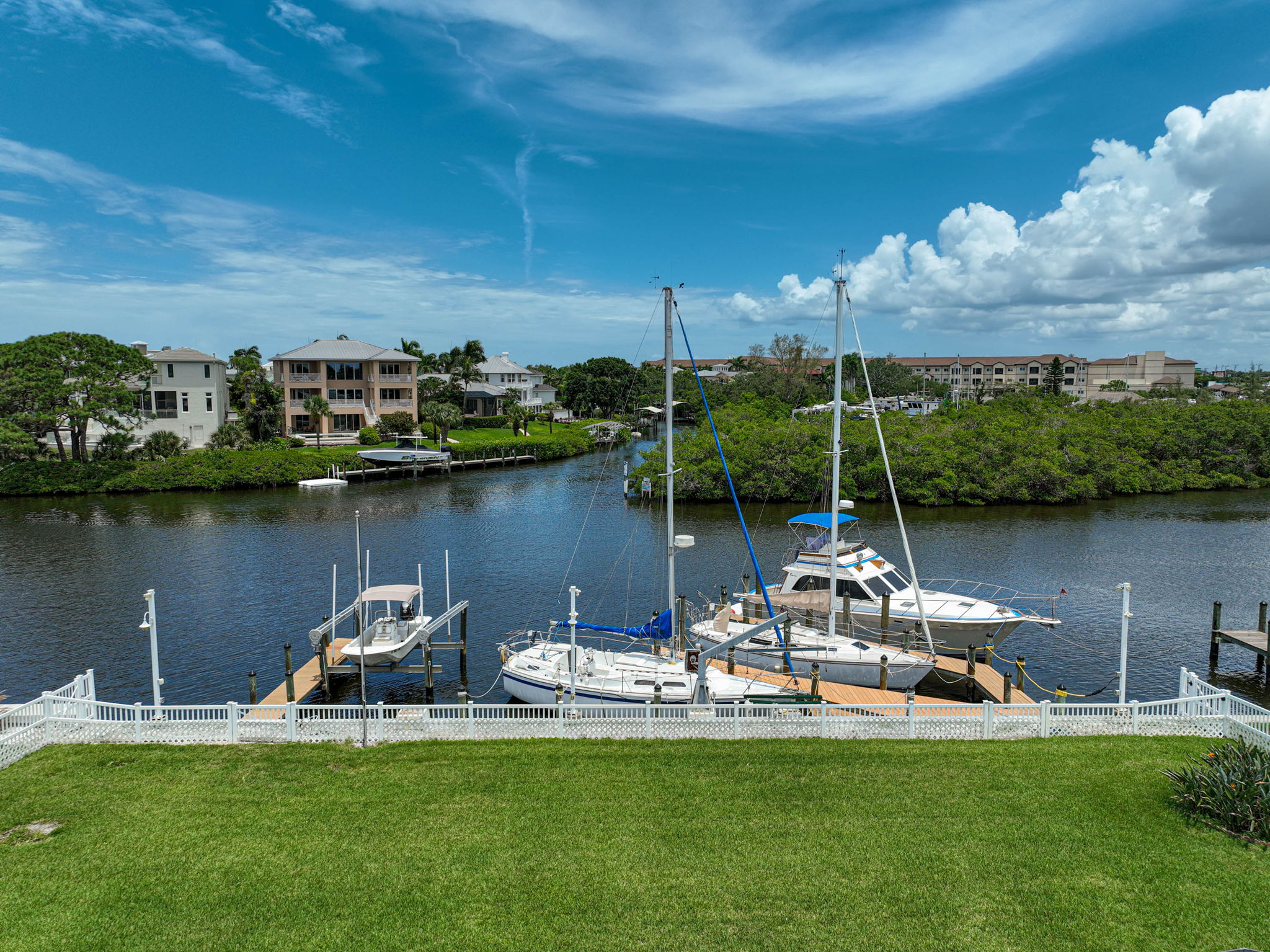 7118 Westmoreland Dr-45