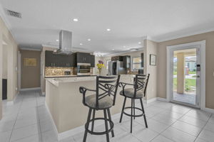 7118 Westmoreland Dr-10
