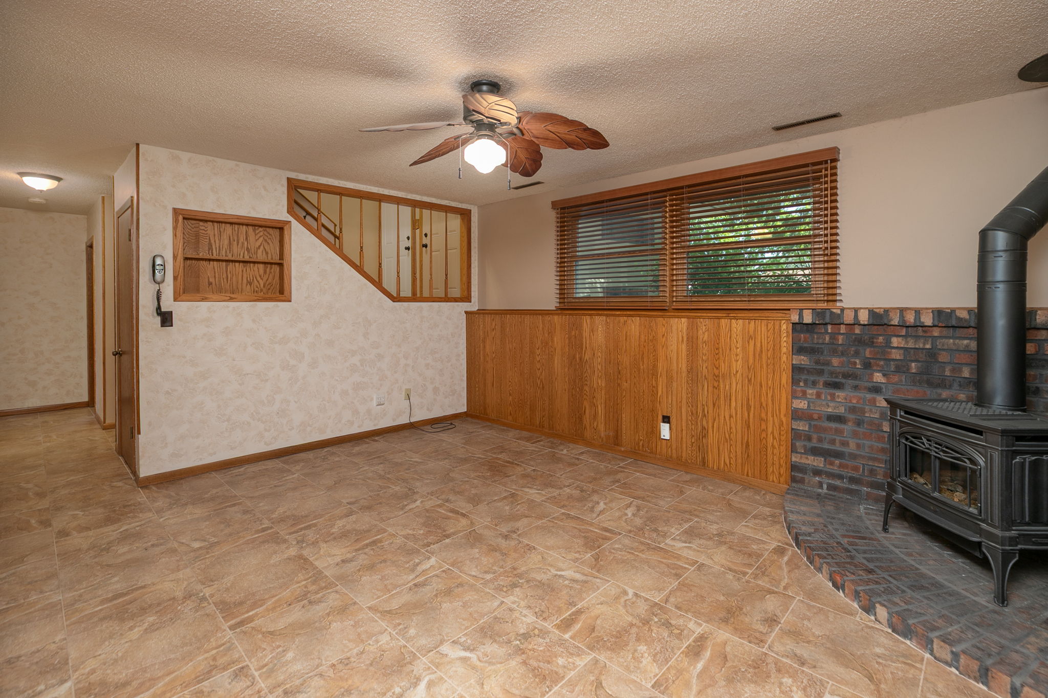 23-Family Room