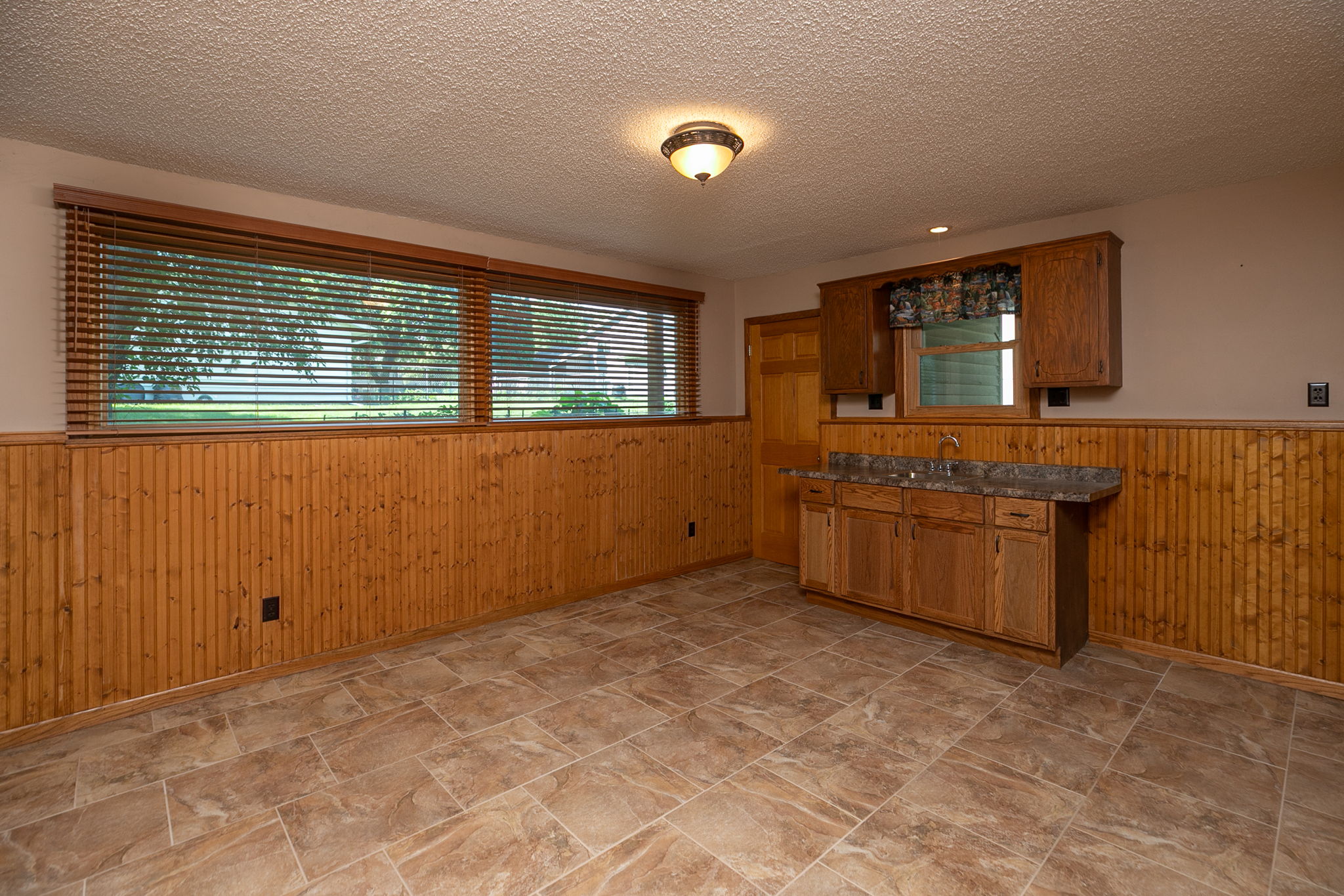 26-Family Room