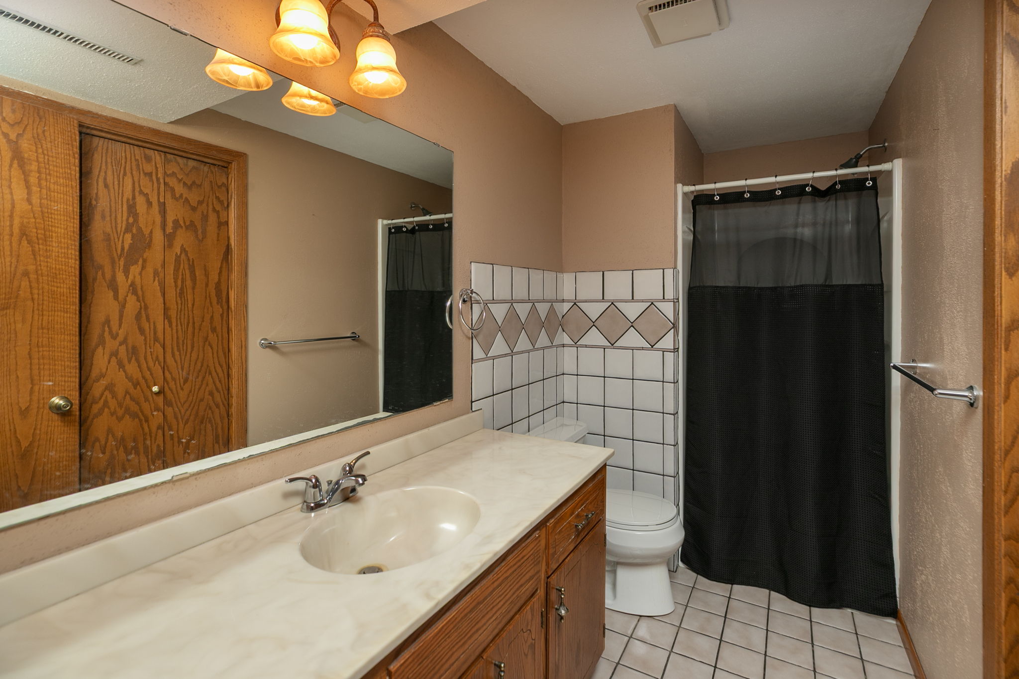 33-Bathroom