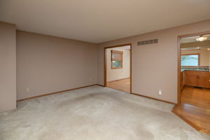 06-Living Room