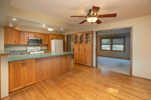 09-Dining Room