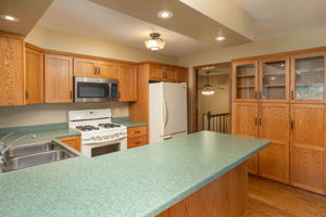 11-Kitchen