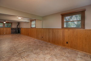 28-Family Room
