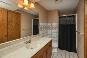 33-Bathroom