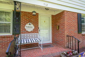  Photo 0