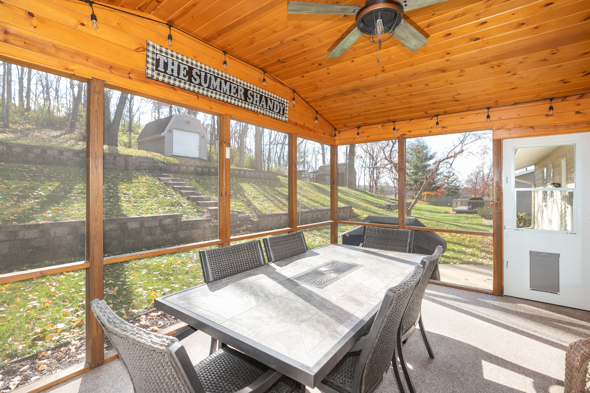 15-Screened Porch