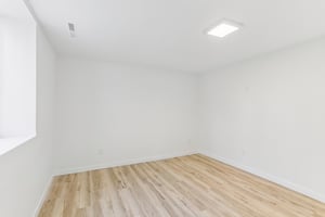 E Edgewater St-S1407-027.jpg