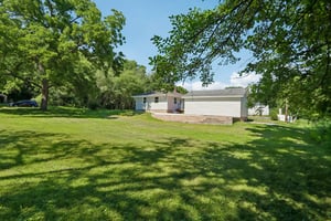 E Edgewater St-S1407-042.jpg