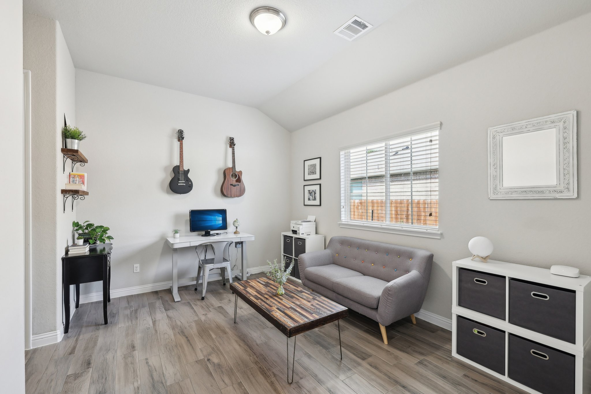 Germander Rd-2305-022.jpg