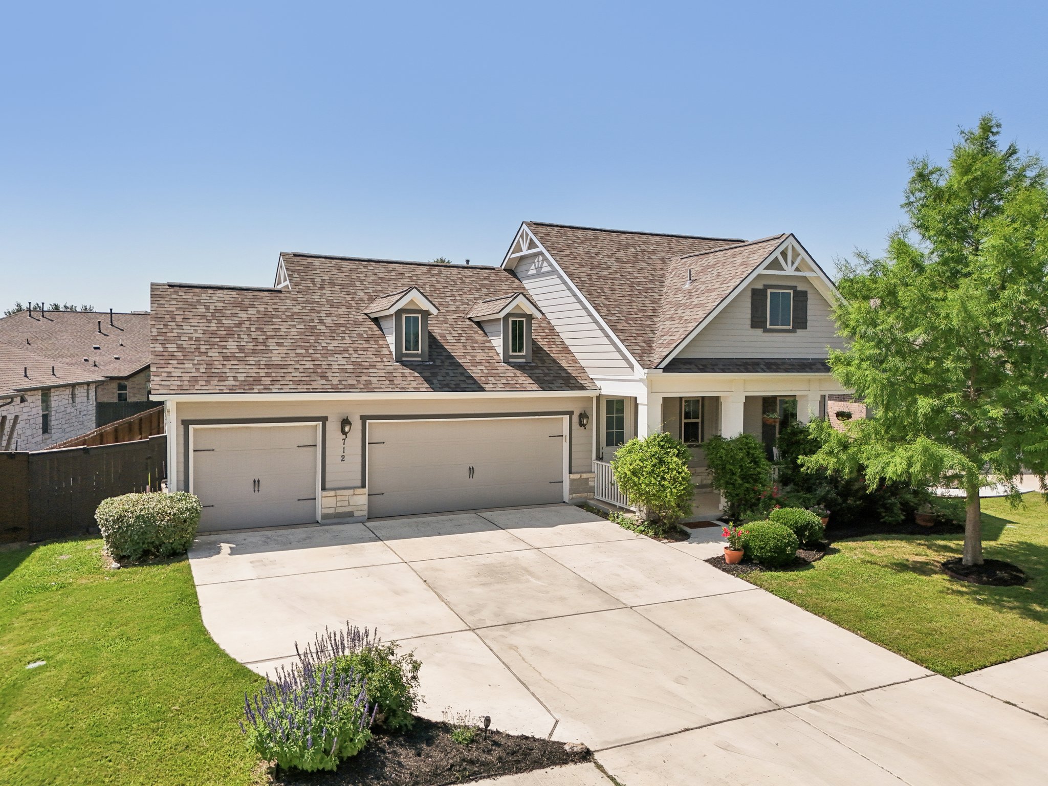 Germander Rd-2305-061.jpg