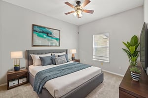 0M6A6620 (2) virtually staged.jpeg