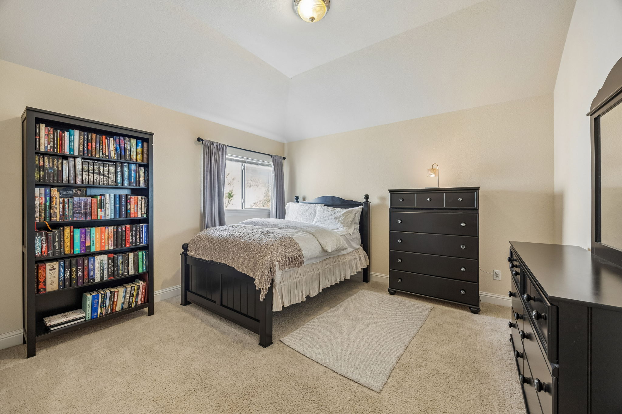 712Lathrop_033