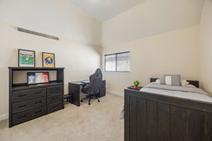 712Lathrop_032