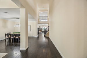 712Lathrop_004