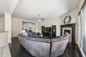 712Lathrop_011