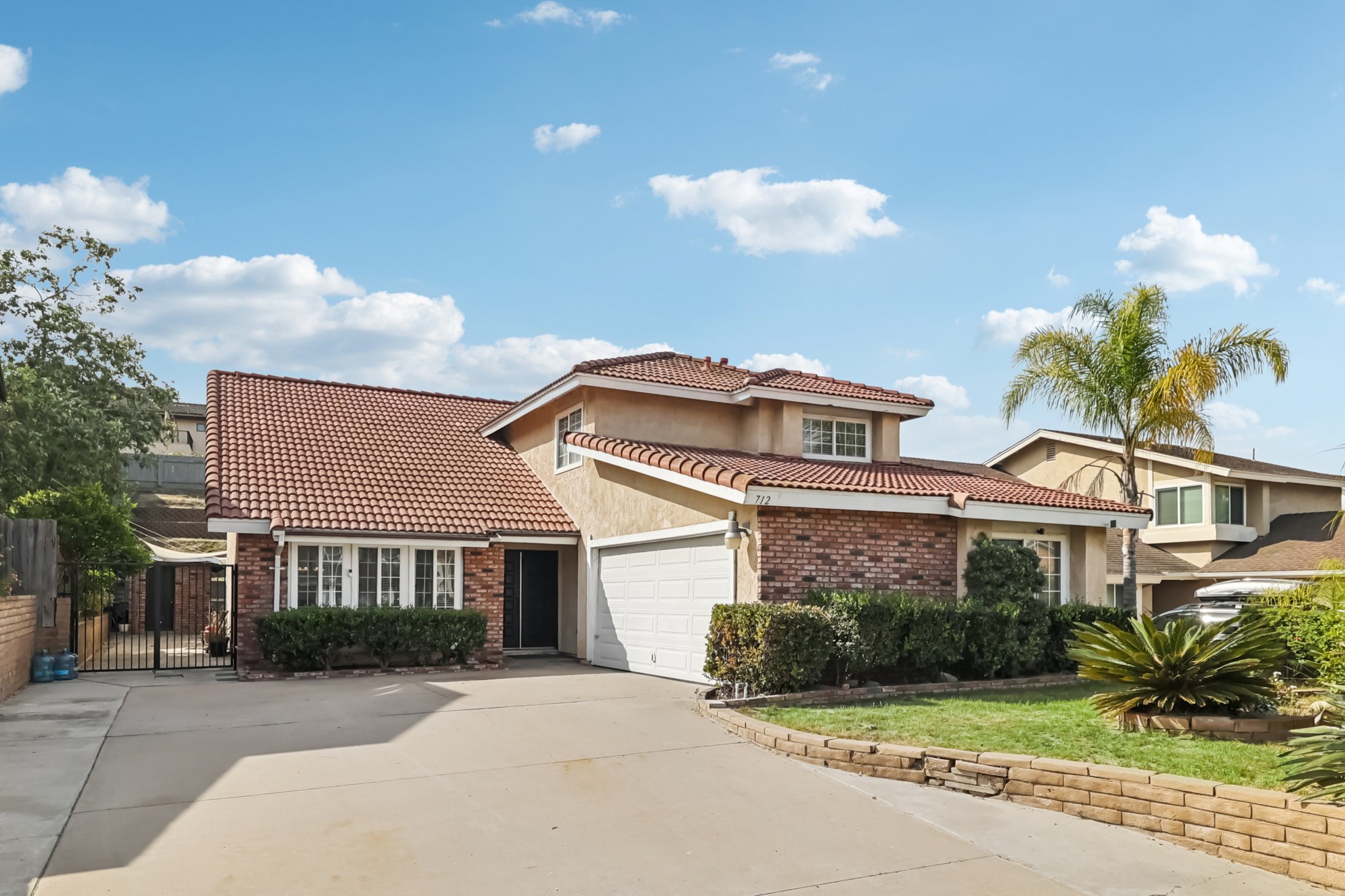 Paseo del Rey-S0104-002.jpg