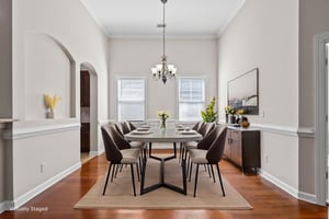 DSC02621 virtually staged.jpeg