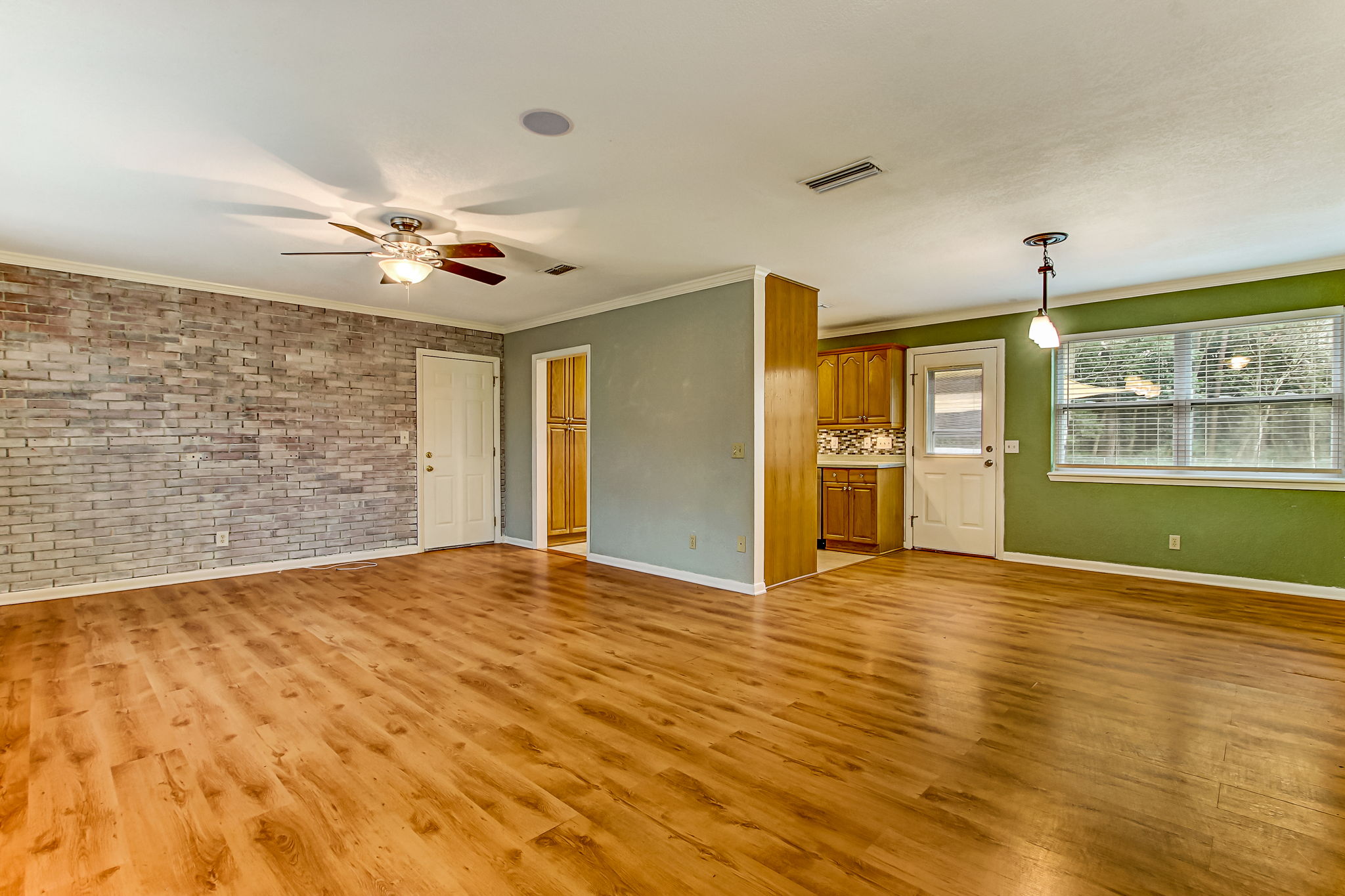 Living/Dining Room