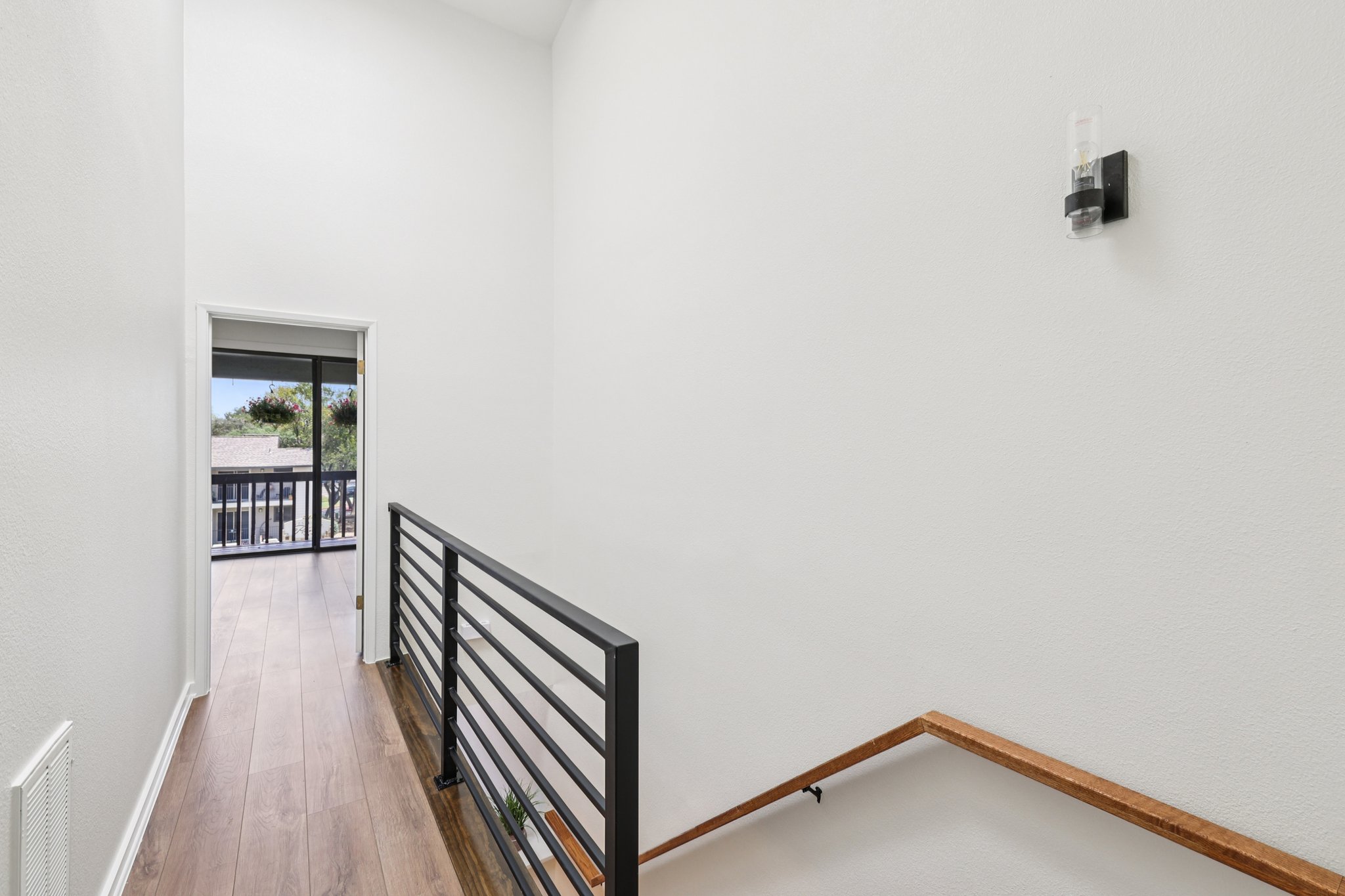 Wood Hollow Dr 52-S1309-023.jpg