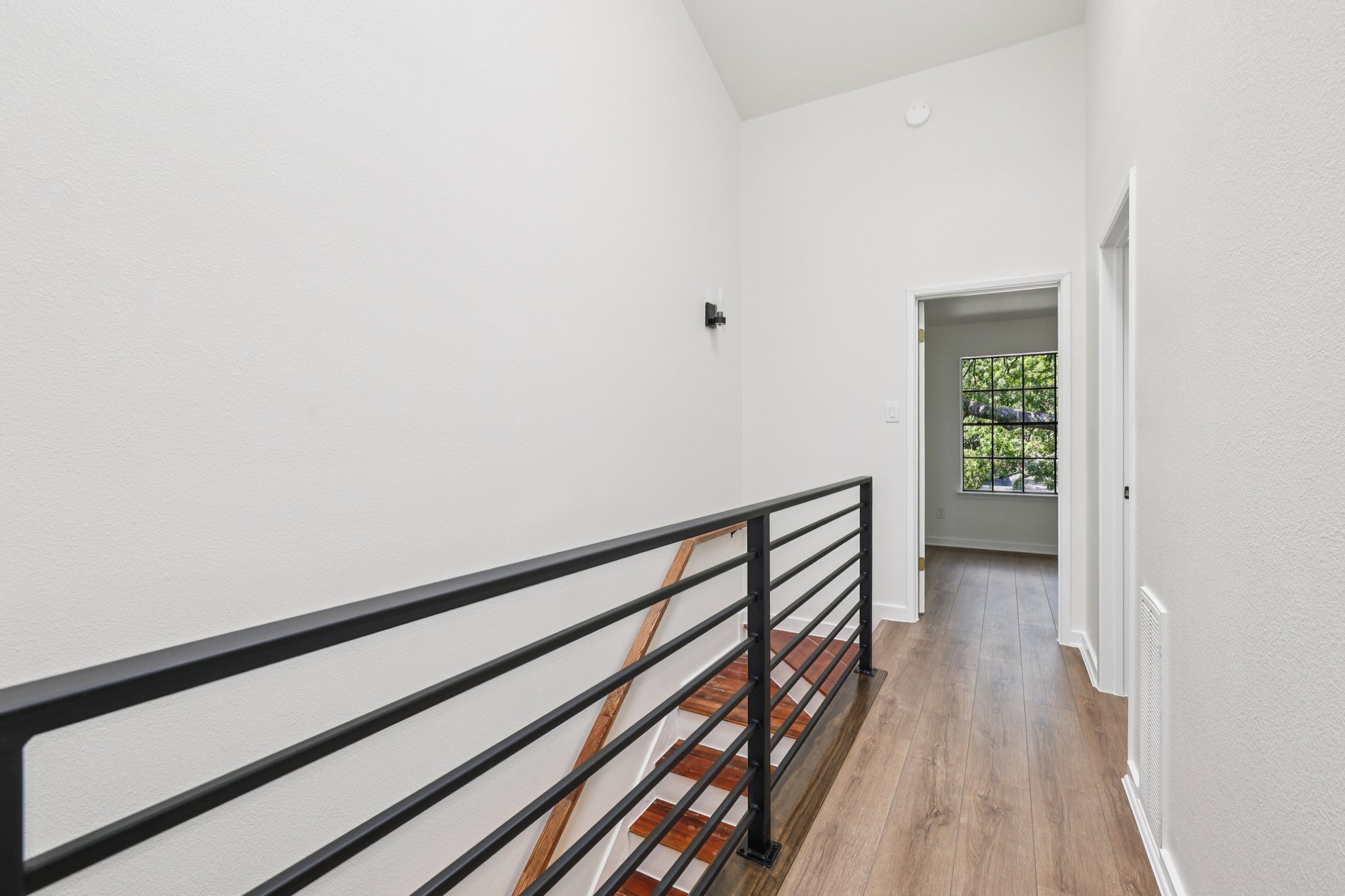Wood Hollow Dr 52-S1309-038.jpg