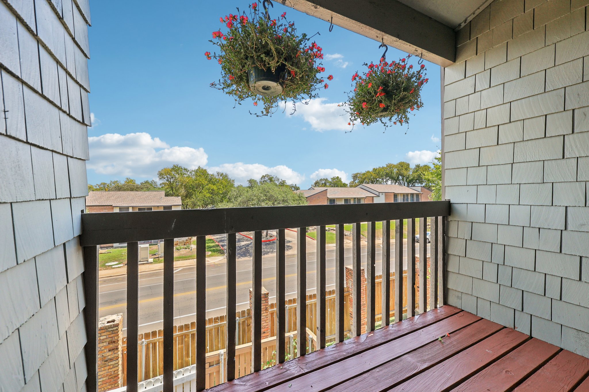 Wood Hollow Dr 52-S1309-043.jpg