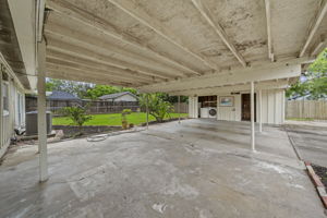  Photo 34