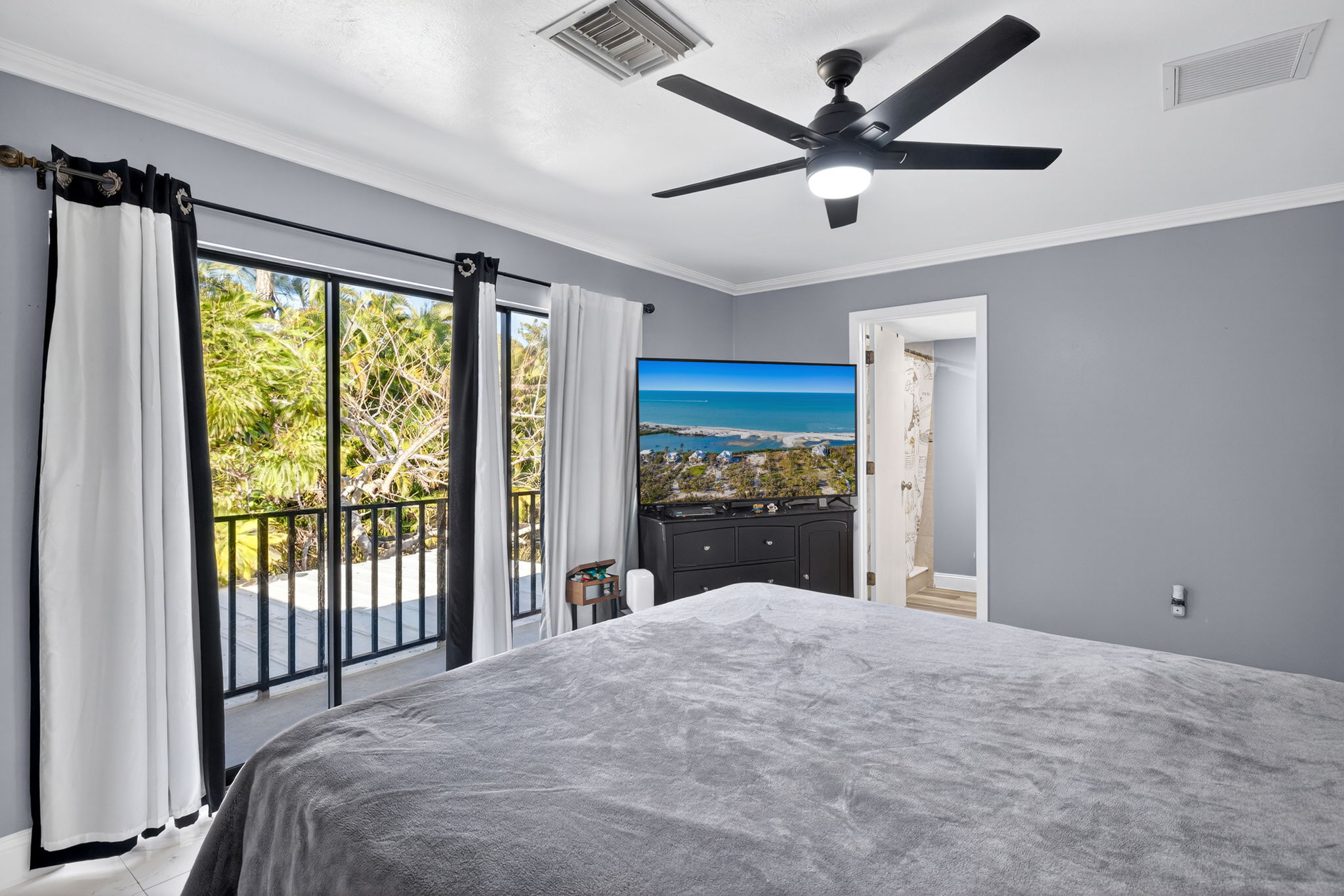 Guest Bedroom 2 - 2 of 2