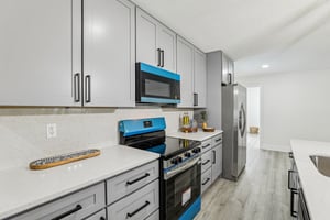 Turquoise Ln-3005-021.jpg