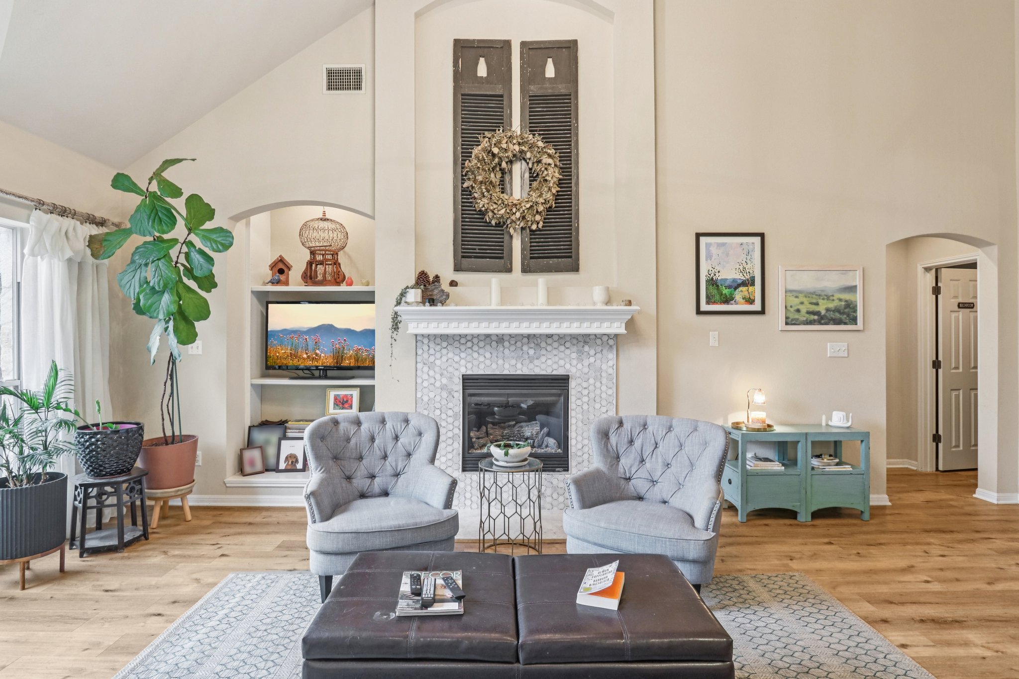 Via Dono Dr-L0212-015.jpg